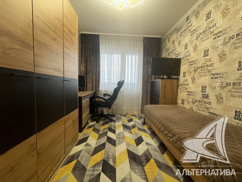  79.6кв.м., комнат 4, Березовский р-н