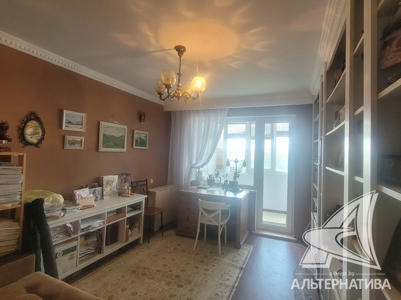  81.7кв.м., комнат 4, г. Брест (ЦЕНТР)