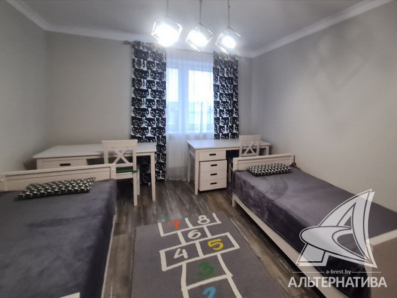  80.6кв.м., комнат 3, г. Брест (ВУЛЬКА)