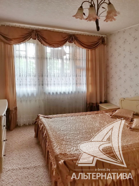  80.3кв.м., комнат 4, г. Брест (ВОСТОК)