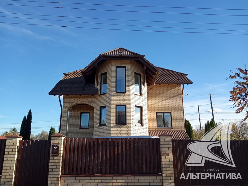  257.6кв.м. (участок 15 сот.), г. Брест (КРАСНЫЙ ДВОР)