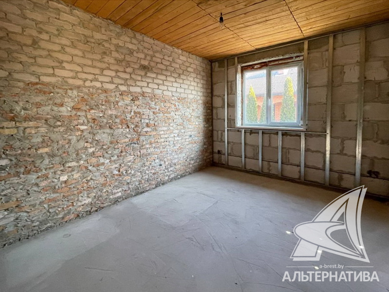  219.4кв.м. (участок 11.92 сот.), г. Брест (БЕРНАДЫ)