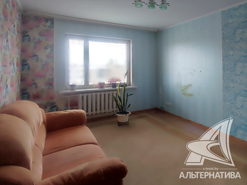  80кв.м., комнат 3, Кобринский р-н