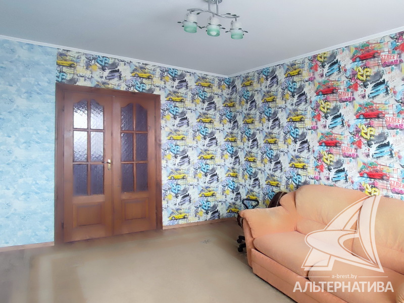  80кв.м., комнат 3, Кобринский р-н