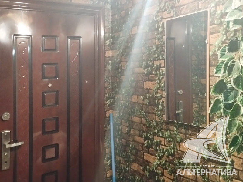  44.4кв.м., комнат 2, Кобринский р-н