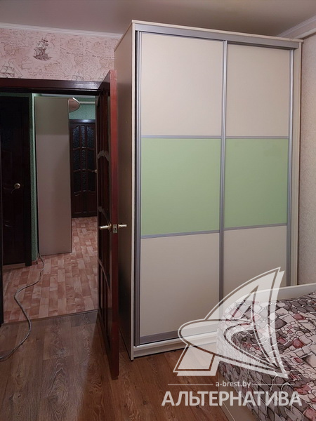  102.5кв.м., комнат 4, Брестский р-н