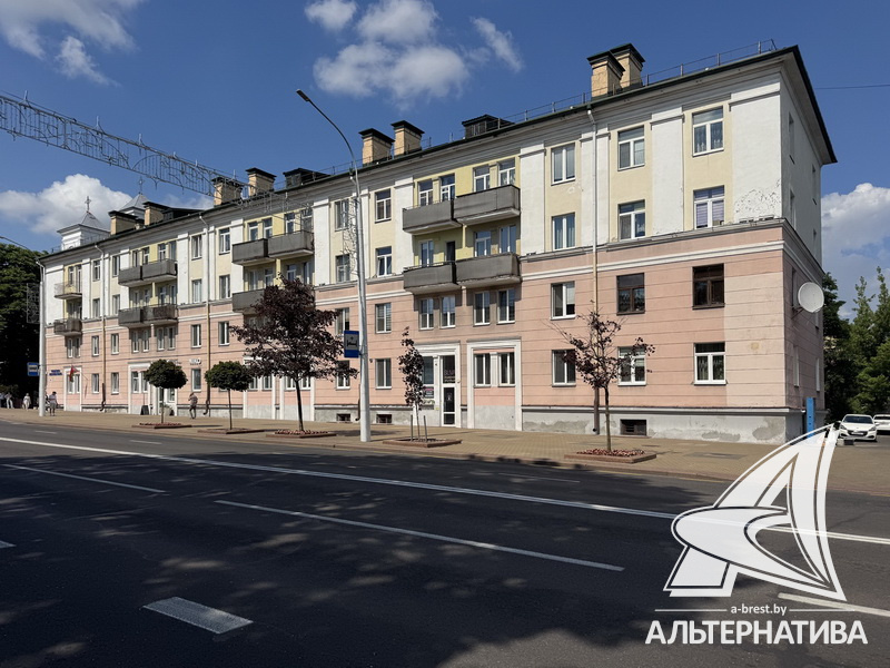  75.5кв.м., комнат 3, г. Брест (ЦЕНТР)