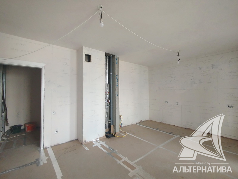  85.2кв.м., комнат 3, г. Брест (ГОБК)