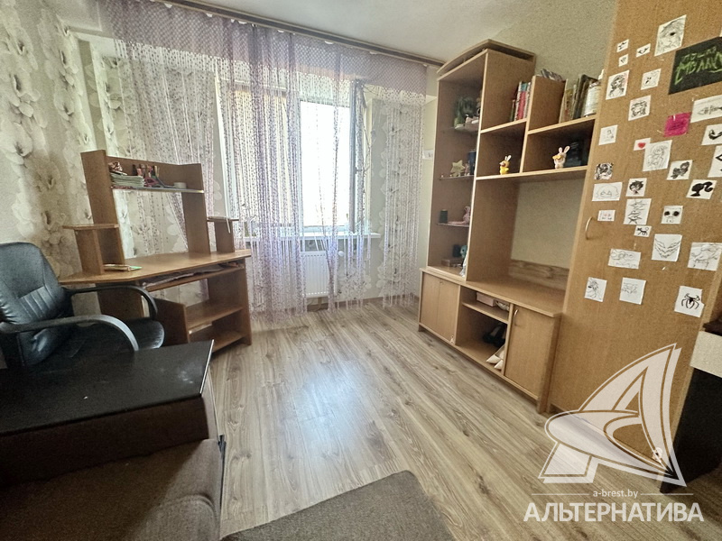  76.7кв.м., комнат 3, г. Брест (РЕЧИЦА)