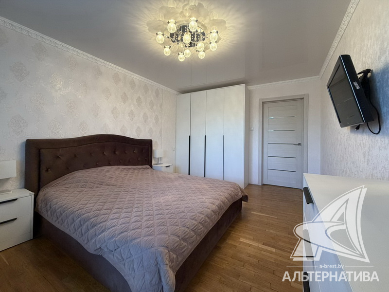  78.7кв.м., комнат 3, г. Брест (ВОСТОК)