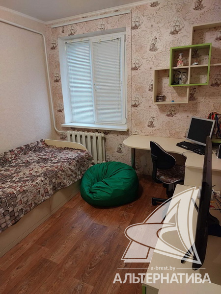  102.5кв.м., комнат 4, Брестский р-н