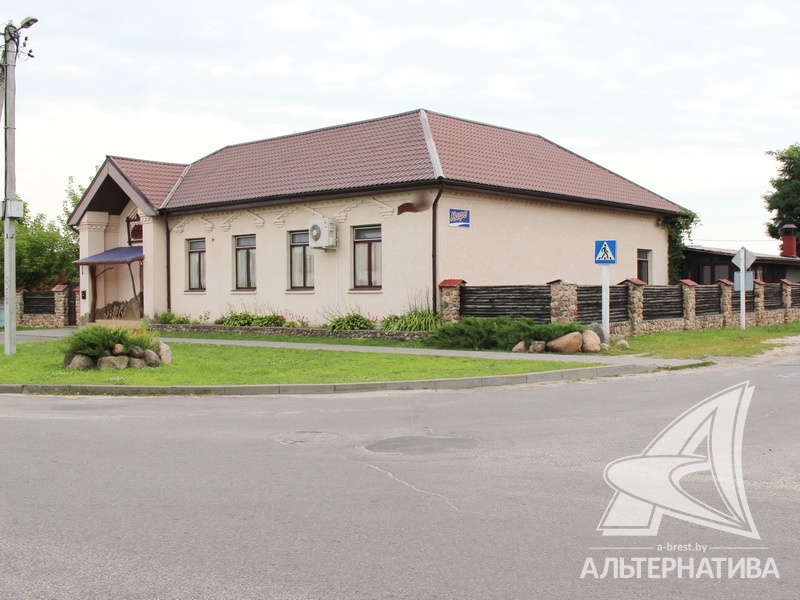 Кафе-бар 246.1м.кв. (участок 13.07сот.), Брестский