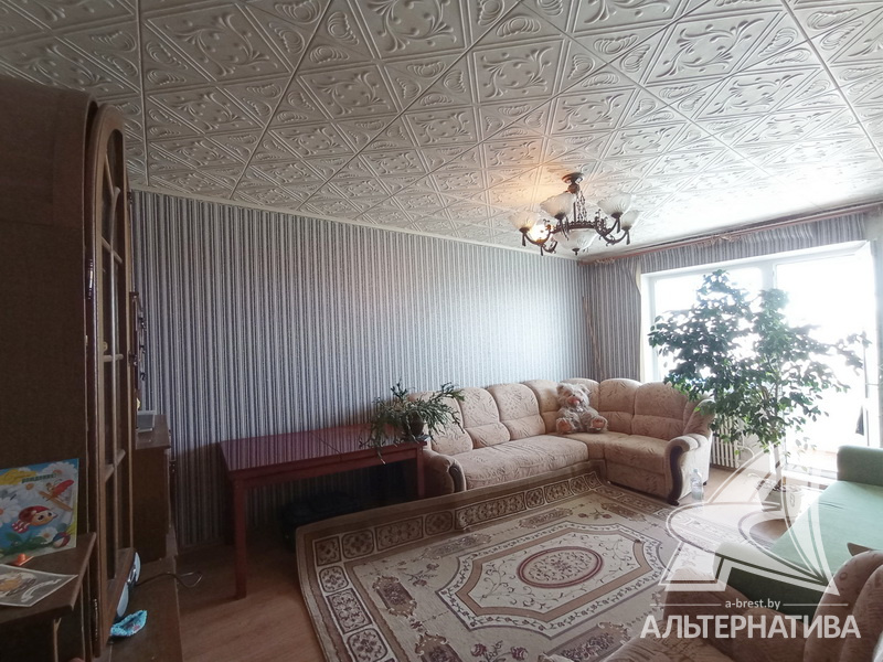 Квартира 81кв.м., комнат 4, Каменецкий р-н (1993)