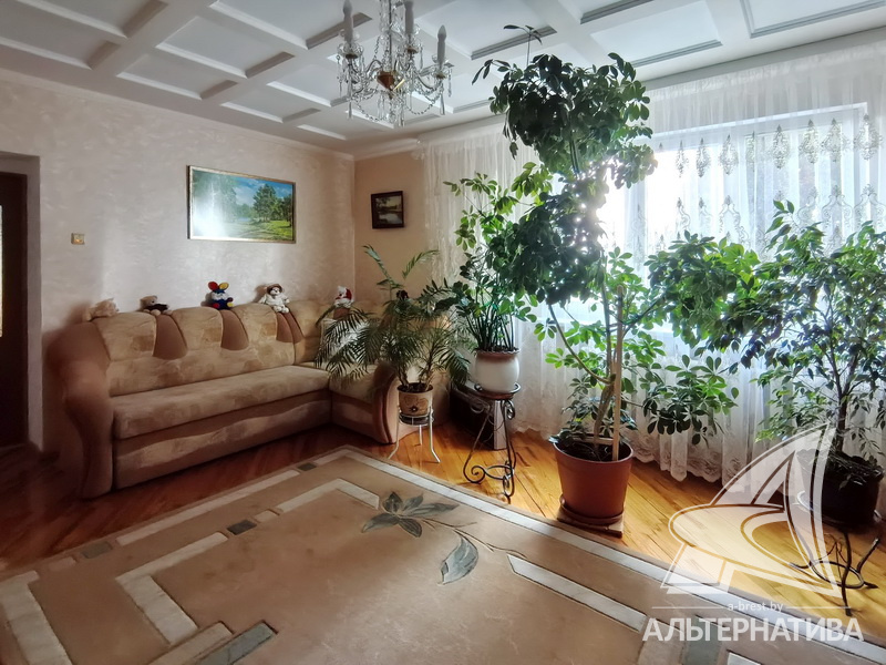  286.7кв.м. (участок 10.96 сот.), Кобринский р-н