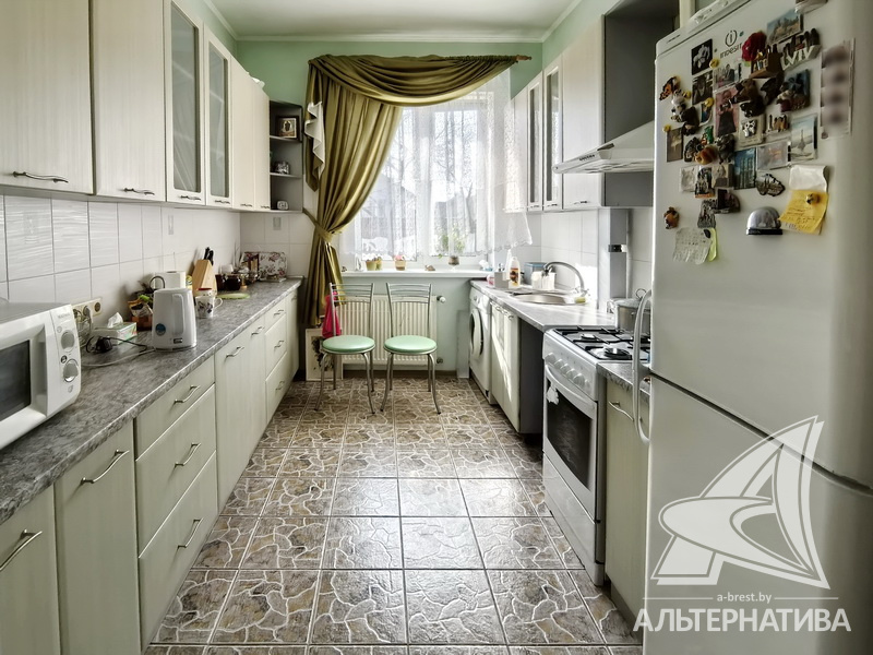  181.2кв.м. (участок 9.86 сот.), Брестский р-н