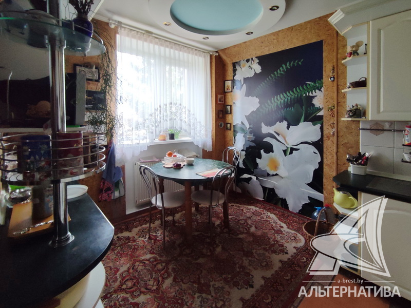  381.7кв.м. (участок 15.68 сот.), Брестский р-н