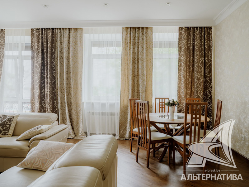  131кв.м., комнат 3, г. Брест (ЦЕНТР)