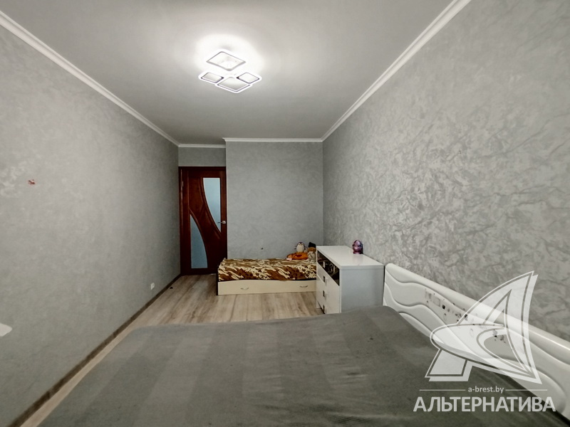  74.8кв.м., комнат 3, г. Брест (ВОСТОК)