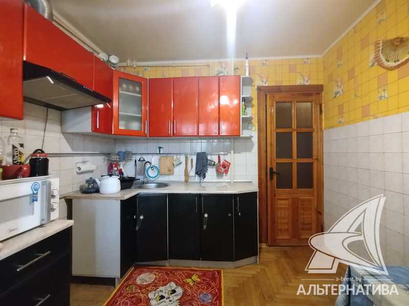  61.7кв.м., комнат 3, г. Брест (ЦЕНТР)