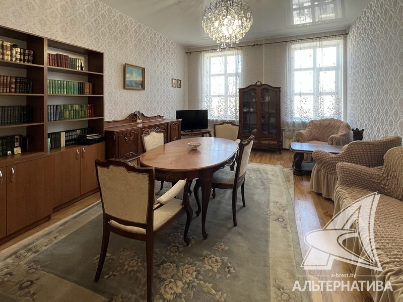  75.8кв.м., комнат 2, г. Брест (ЦЕНТР)