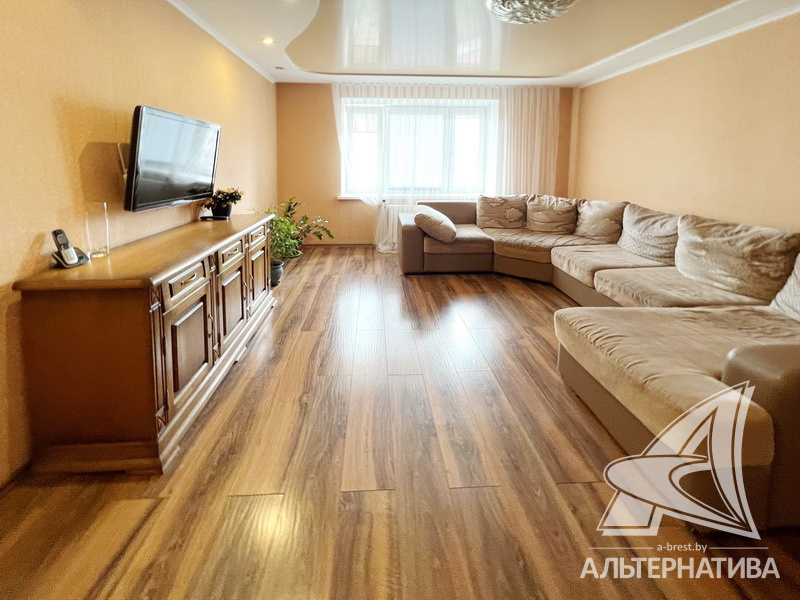  72.9кв.м., комнат 3, г. Брест (ЦЕНТР)