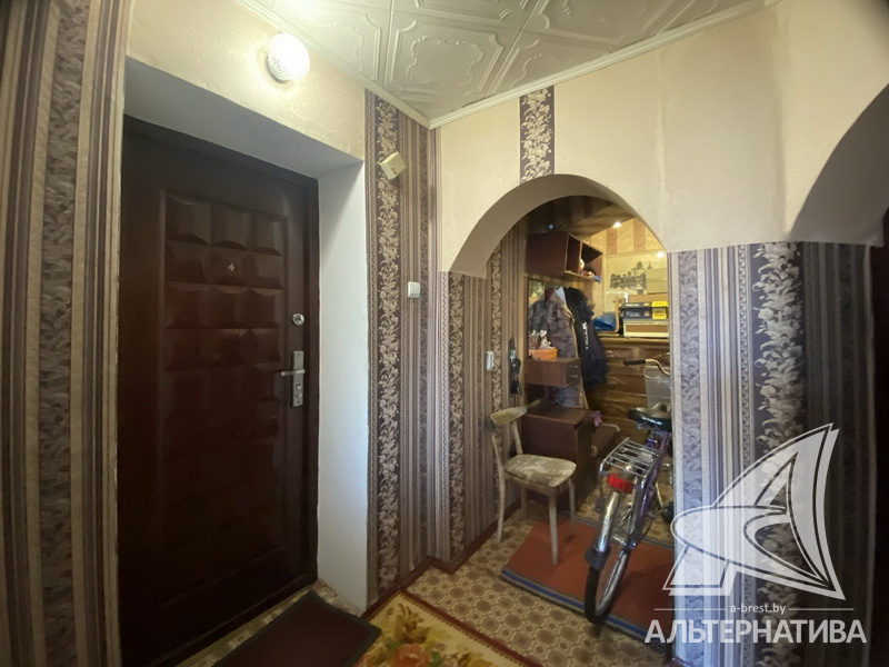  72.6кв.м., комнат 3, Кобринский р-н