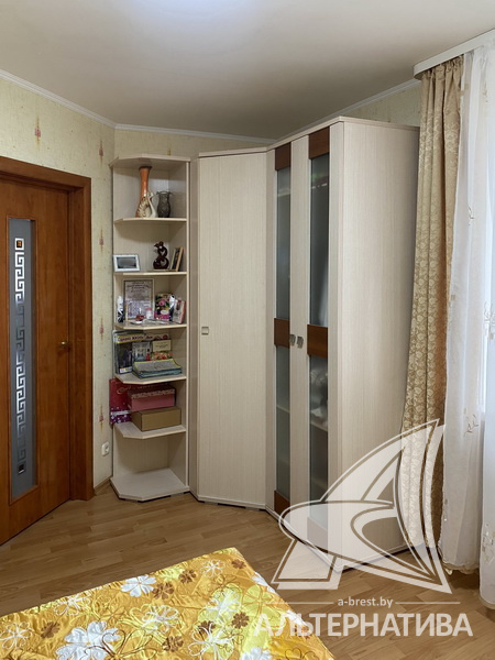  77.8кв.м., комнат 3, Каменецкий р-н