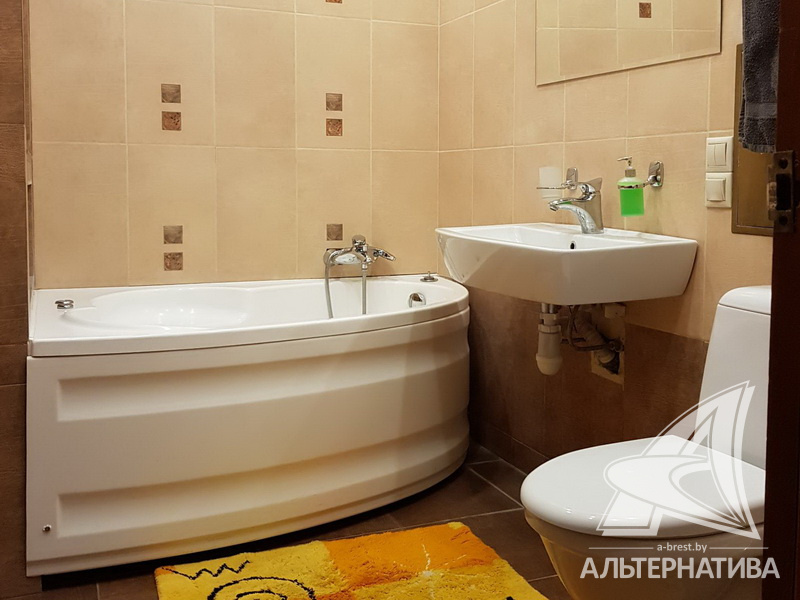  122.9кв.м., комнат 3, г. Брест (ЦЕНТР)