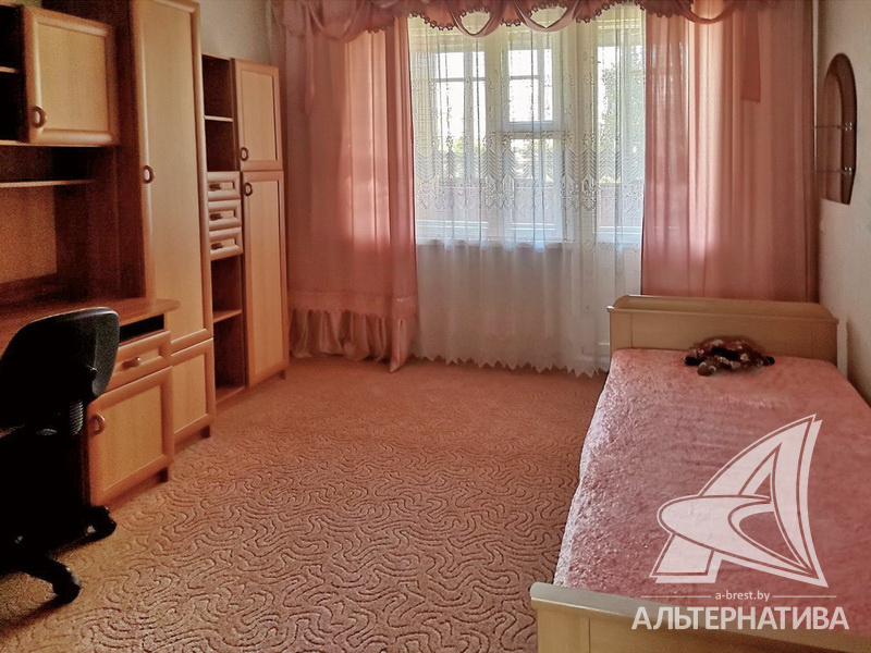  80.3кв.м., комнат 4, г. Брест (ВОСТОК)