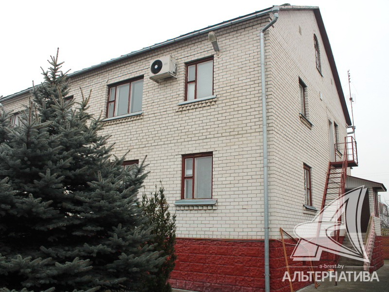  614.6кв.м. (участок 15.32 сот.), г. Брест (ВЕРЕСКОВЫЕ)