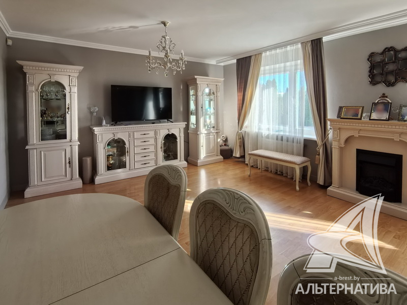  238кв.м. (участок 11.66 сот.), г. Брест (Лт. РЯБЦЕВА)