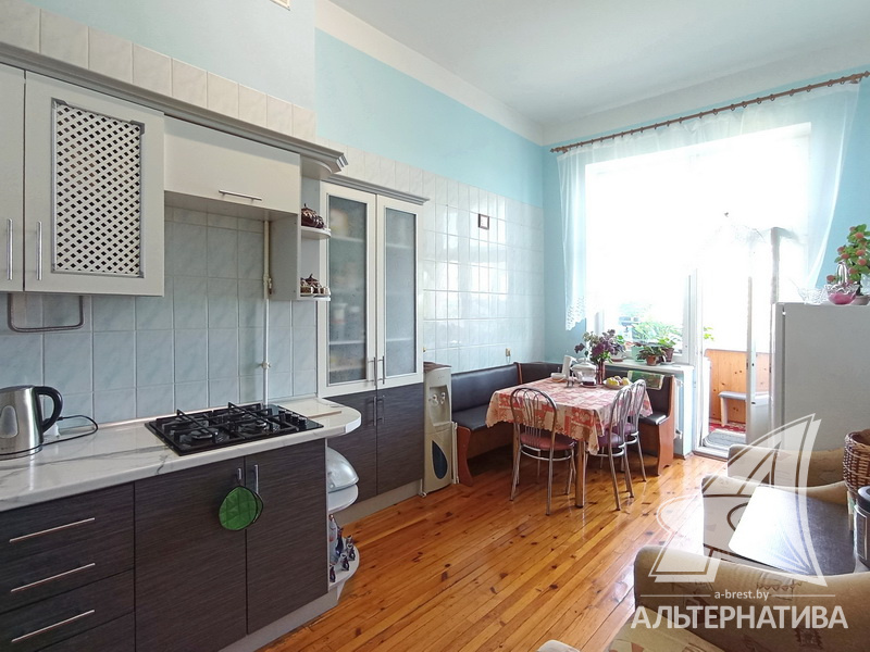  98.6кв.м., комнат 3, г. Брест (ДУБРОВКА)