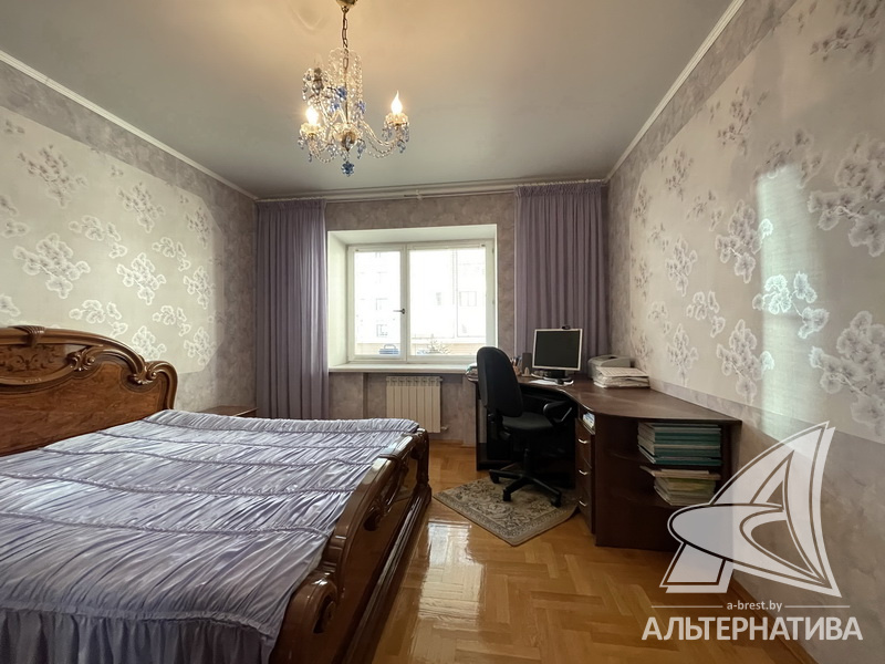  96.2кв.м., комнат 3, г. Брест (ЦЕНТР)