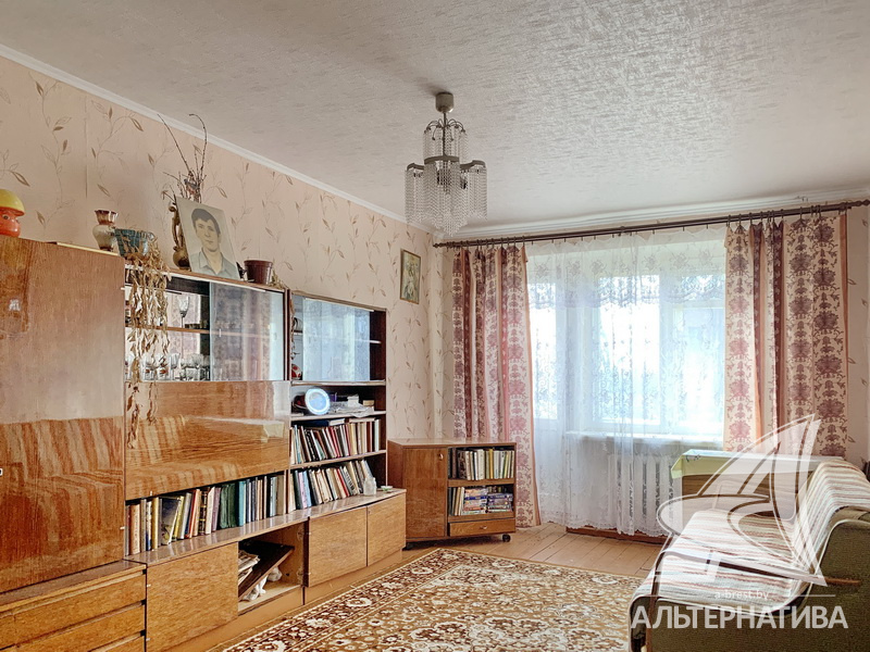  66.2кв.м., комнат 3, Кобринский р-н