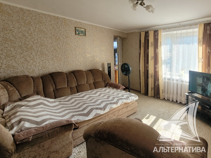  65.6кв.м., комнат 3, г. Брест (ДУБРОВКА)
