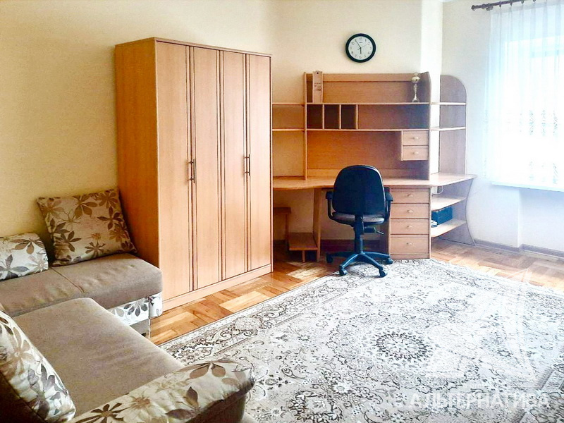  98.3кв.м., комнат 3, г. Брест (ЦЕНТР)