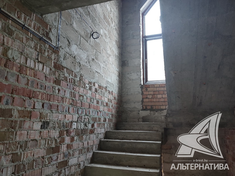  325.5кв.м. (участок 13.33 сот.), Брестский р-н