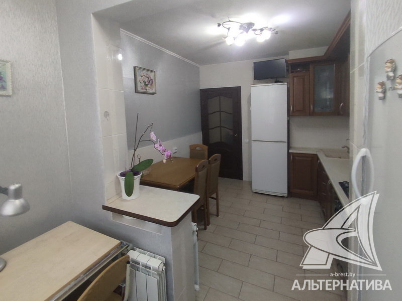  66.8кв.м., комнат 3, г. Брест (ВУЛЬКА)