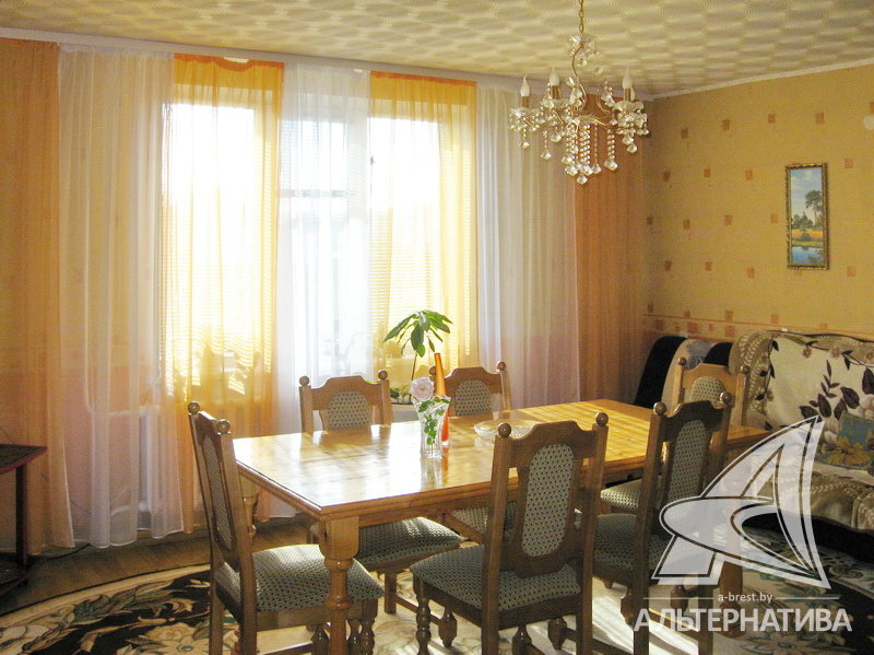 243.6кв.м. (участок 11.96 сот.), Кобринский р-н