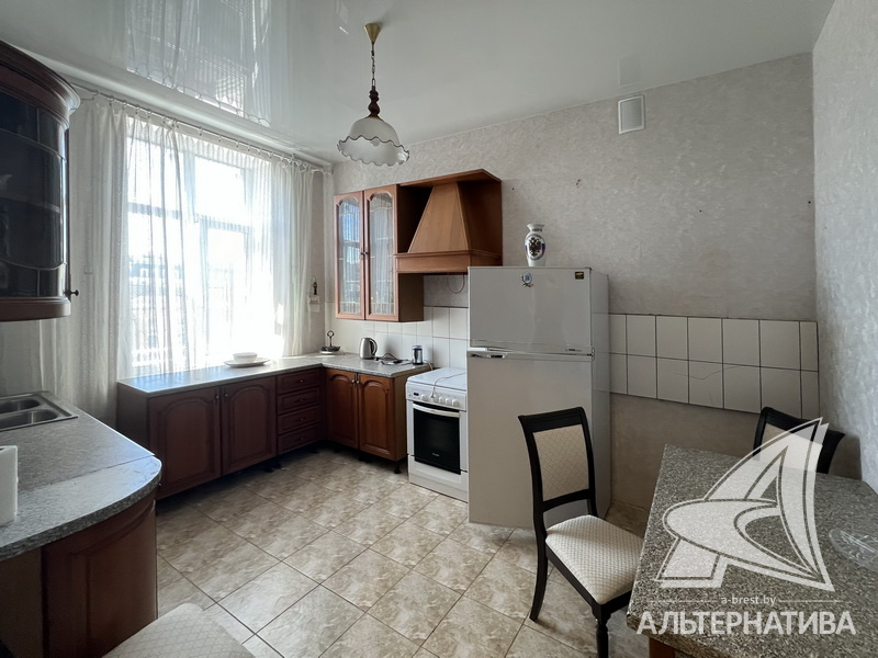  75.8кв.м., комнат 2, г. Брест (ЦЕНТР)