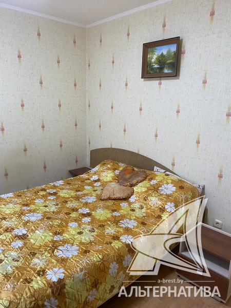 77.8кв.м., комнат 3, Каменецкий р-н