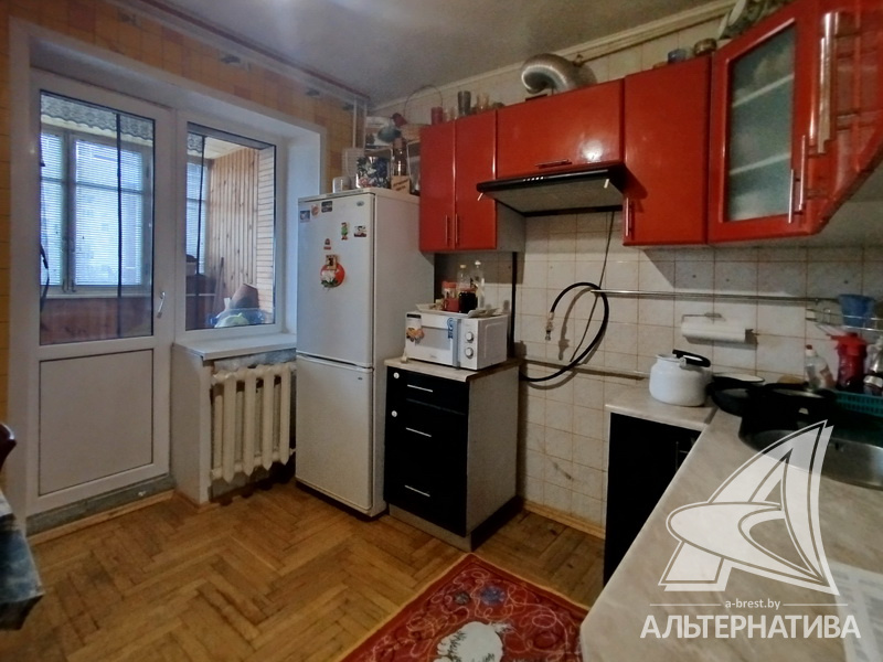  61.7кв.м., комнат 3, г. Брест (ЦЕНТР)