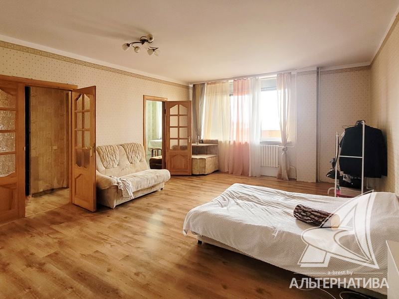  98.2кв.м., комнат 3, г. Брест (ВОСТОК)