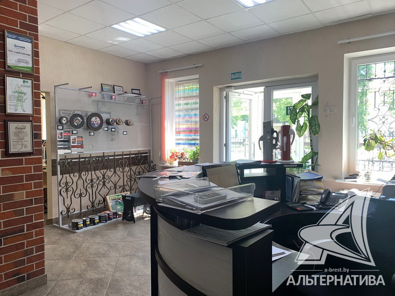  172.6м.кв. (участок 9.06сот.), Центральная
