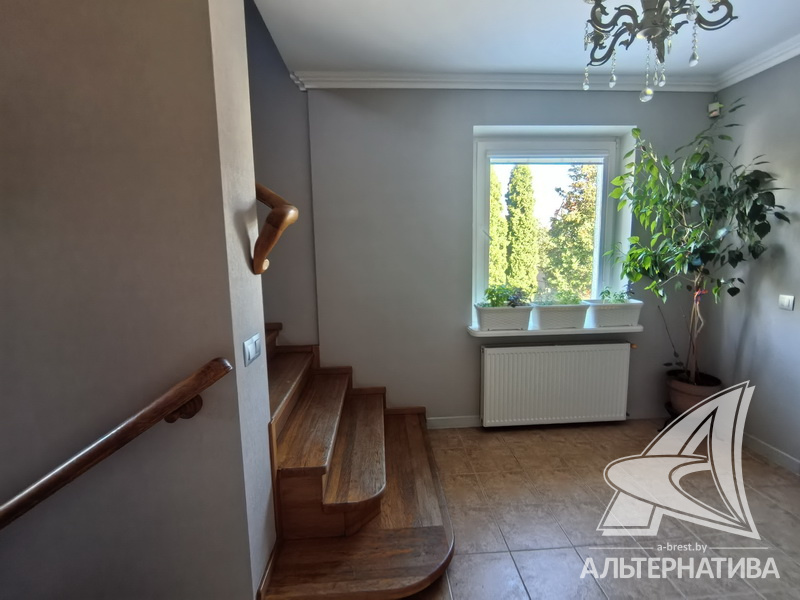  238кв.м. (участок 11.66 сот.), г. Брест (Лт. РЯБЦЕВА)