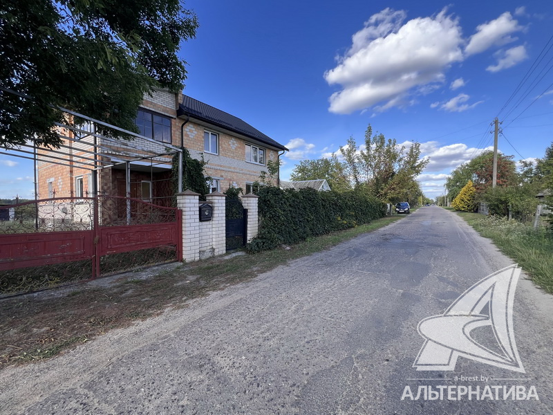  262.2кв.м. (участок 18.26 сот.), Брестский р-н