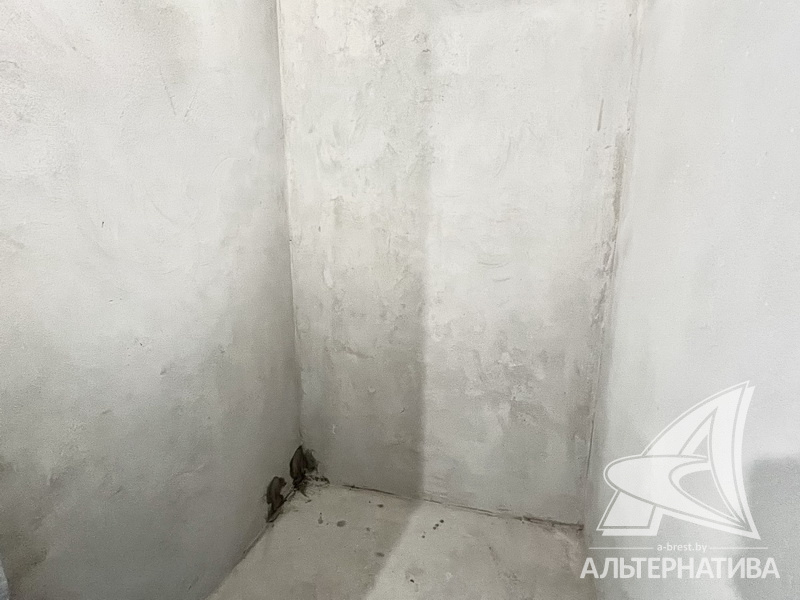  72.7кв.м., комнат 3, Кобринский р-н