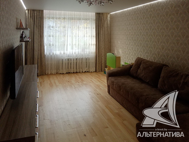 Квартира 63кв.м., комнат 3, г. Брест (ЮЖНЫЙ) (1985)
