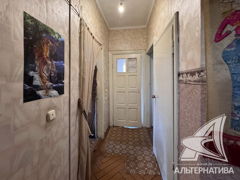  93.9кв.м., комнат 3, г. Брест (БРЕСТСКИХ ДИВИЗИЙ)