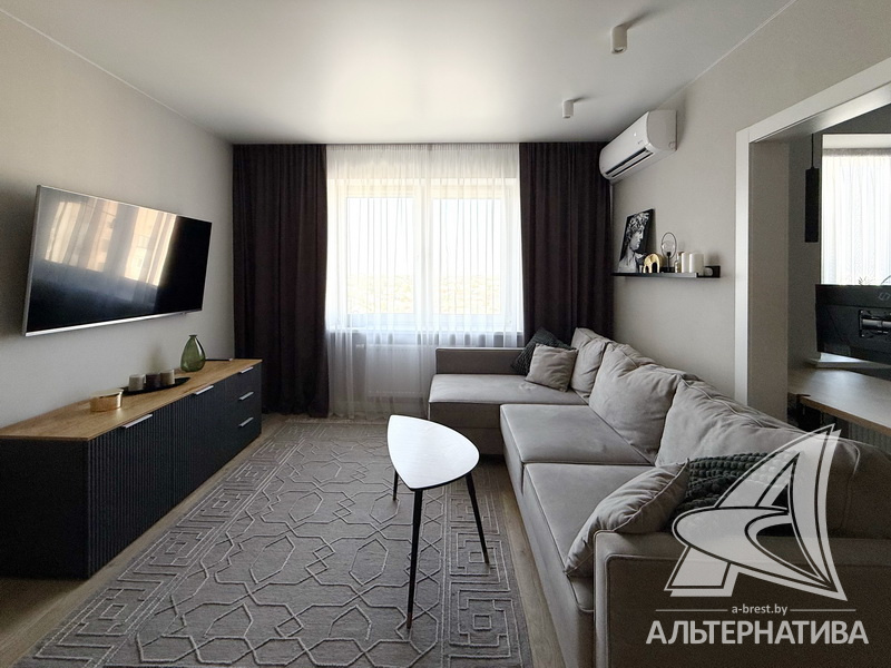  76кв.м., комнат 3, г. Брест (РЕЧИЦА)